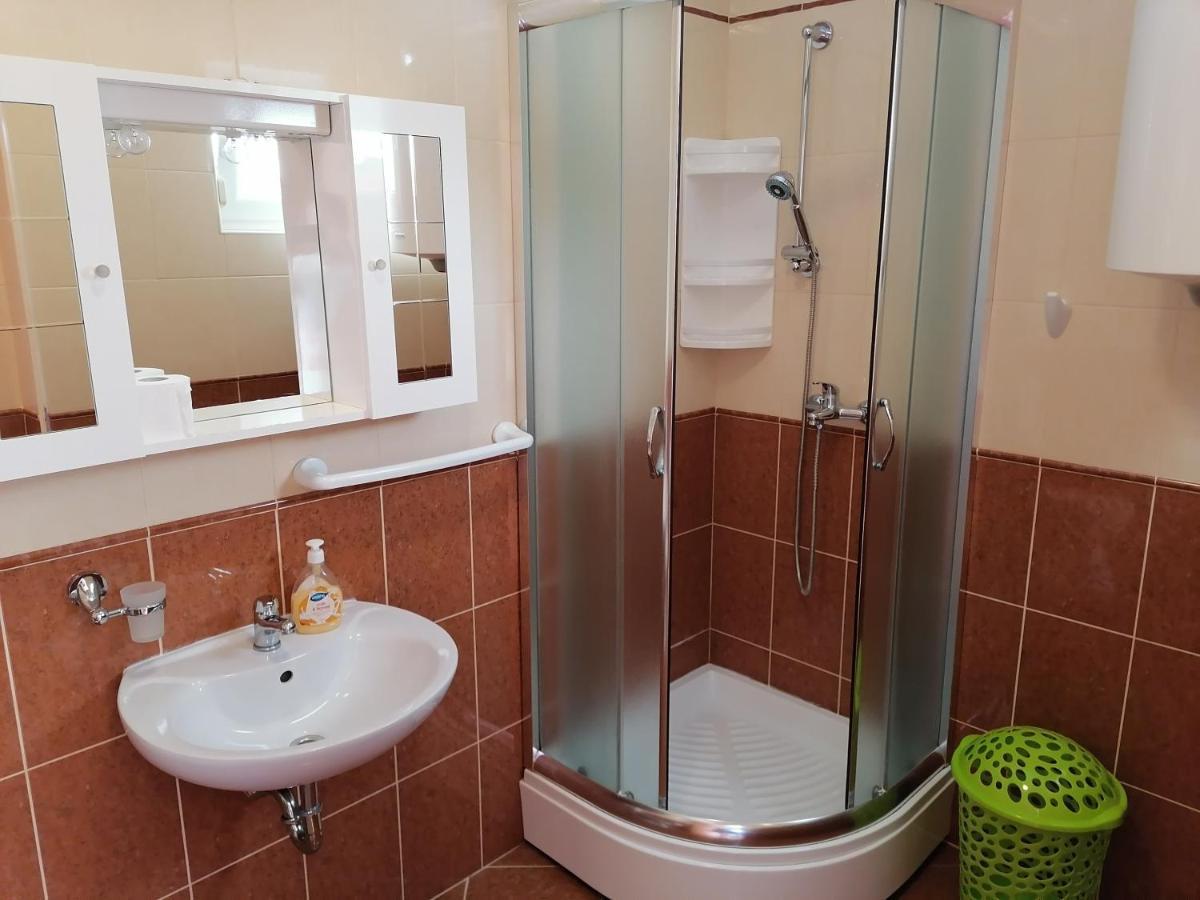 Apartmani Golomeic Crikvenica Buitenkant foto