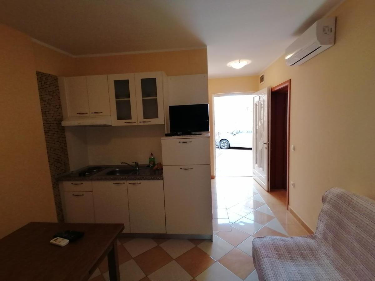 Apartmani Golomeic Crikvenica Buitenkant foto