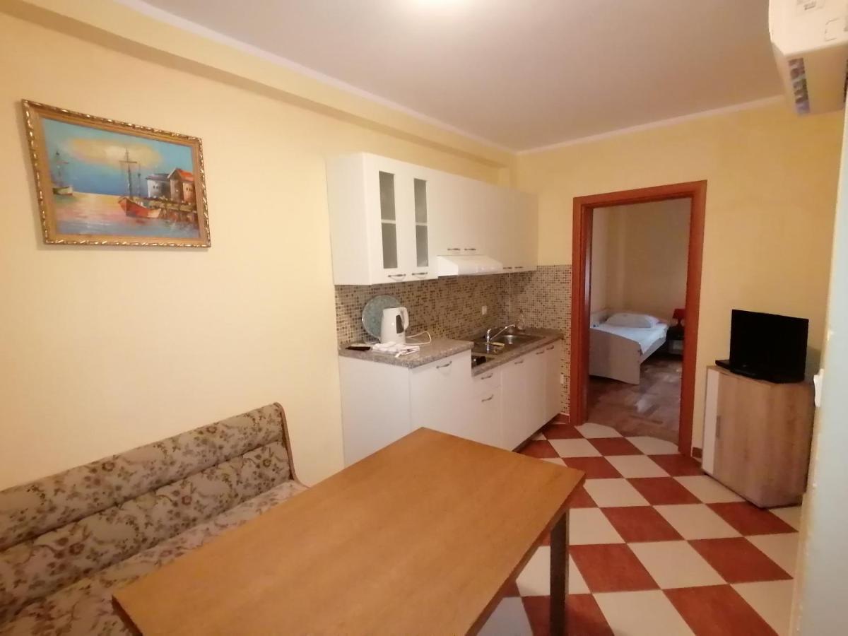 Apartmani Golomeic Crikvenica Buitenkant foto