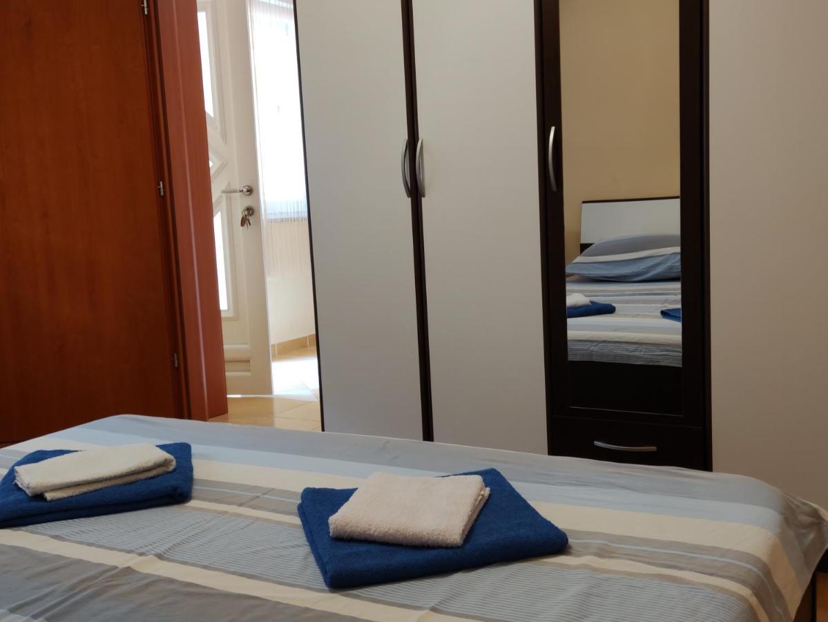 Apartmani Golomeic Crikvenica Buitenkant foto